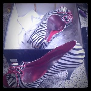 ZEBRA PRINT SHOES FROM BUMPER